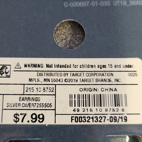 Earrings - Picture 5 of 7